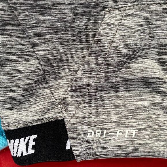 Nike Baby Dri-Fit Jacket & Onesie (0-6 mos) - Picture 5 of 6